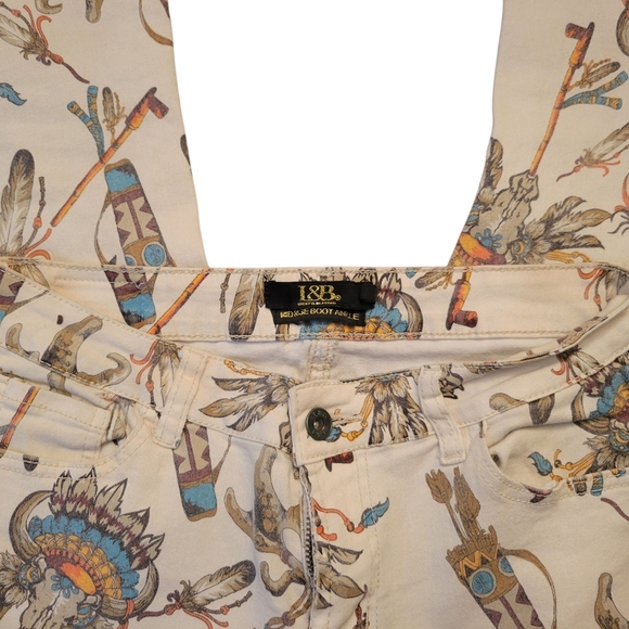 Lucky & Blessed Multicolor Patterned Cropped Jeans Size 8 - Picture 2 of 5